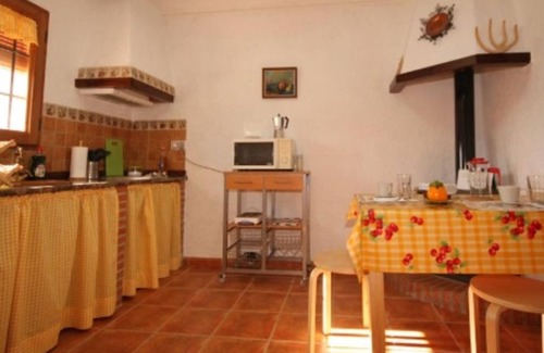 La Alqueria Cottage | Relax at LA ALGAYDA CAVE HOUSE with Spa & Pet-Friendly Perks