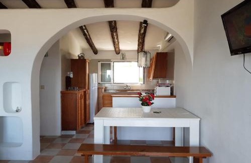 L Almadrava Apartment | Discover La Almadraba Experience with Oceanfront Amenities