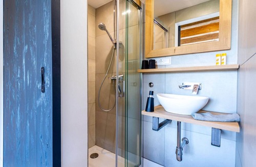 Sankt Margarethen im Lungau Ski Chalet | Indulgent Chalet with Two Saunas and Hot Tubs Await