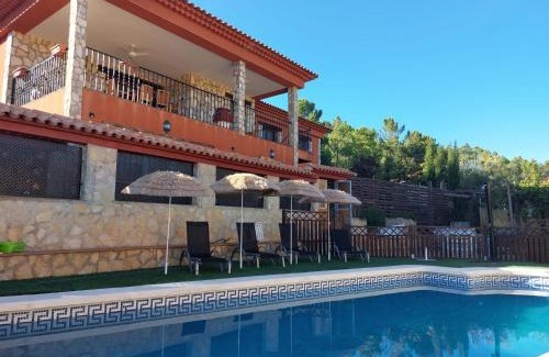 Villalba de la Sierra House | Discover La Atalaya de Villalba: Oceanfront Oasis Awaits