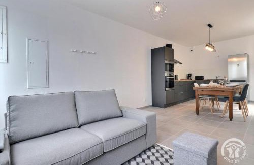 Liffre House | Family-Friendly Retreat at La Baleine - Rated 10/10