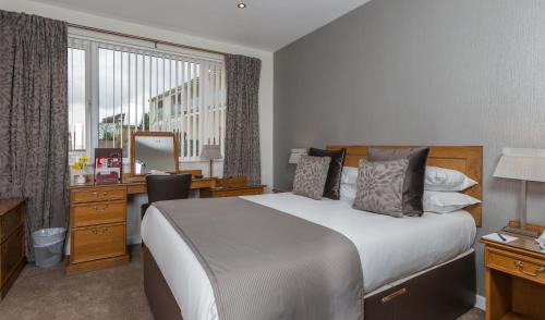 St. Martins Hotel | Beautiful Oceanfront Retreat at La Barbarie Hotel – 9/10 Rating