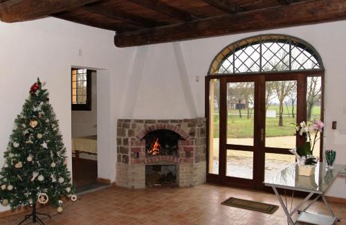 Budrio House | Cozy La Barchessa Country House: Pet Friendly & Family Ready