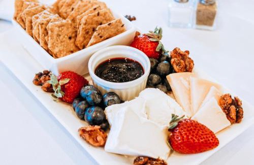 Dundee Bed & Breakfast | Experience La Bastide Bed and Breakfast with Top Amenities