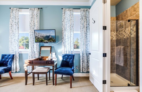 Dundee Bed & Breakfast | Top-Rated La Bastide Bed & Breakfast with Family-Friendly Amenities