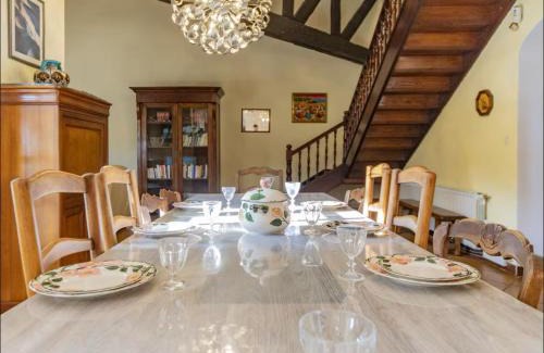 Quartier des Espesses Villa | Family-Friendly Retreat at La Bastide à Nîmes with Pool