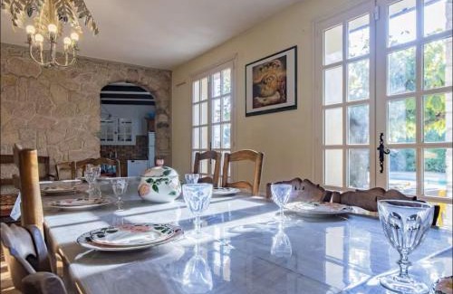 Quartier des Espesses Villa | Family-Friendly Retreat at La Bastide à Nîmes with Pool