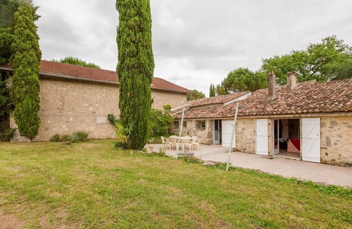 Fieux House | Discover La Bastide de Larrouy: Spa & Family-Friendly Stays