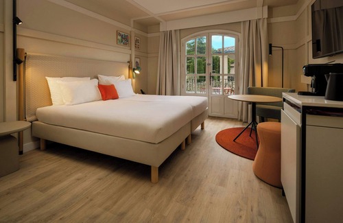 Mougins Hotel | Discover Hôtel de Mougins: 4-Star Retreat with Spa & Pool