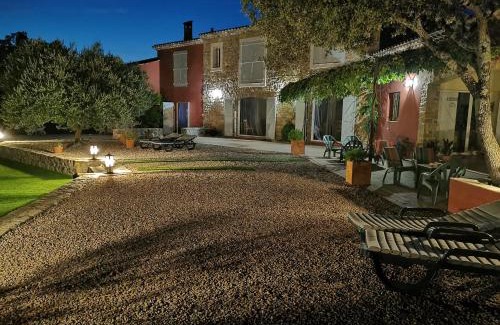 Carces Bed & Breakfast | Family-Friendly Retreat at La Bastide de Nini with Ocean View