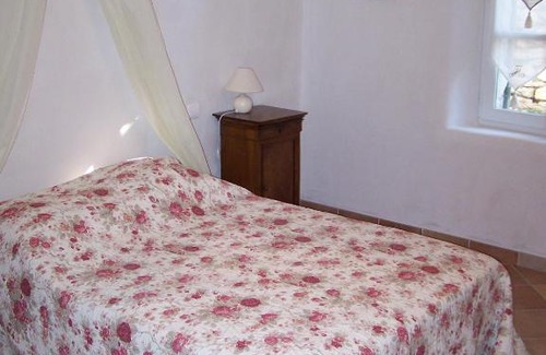Viens House | Relax at La Bastide de Ninou with Pool and Hot Tub
