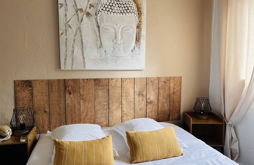 Plascassier Hotel | Discover La Bastide des Golfs: Family-Friendly Retreat