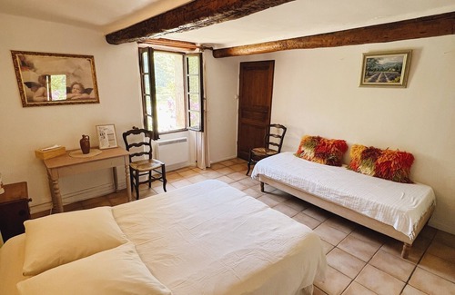 La Bastide House | Elegant La Bastide des Pins: Spa, Breakfast & Family-Friendly