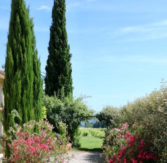 Cucuron House | Experience Oceanfront Bliss at La Bastide des Vasses Loft