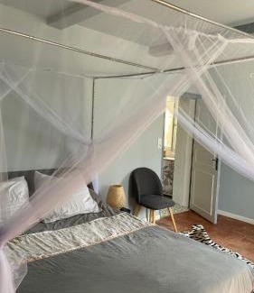 Armous-et-Cau Bed & Breakfast | Enjoy Family-Friendly Comfort at La Bastide Hotel