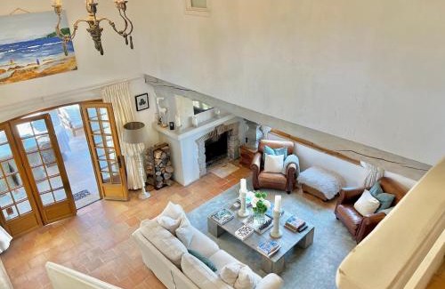Les Brugassieres Villa | Experience La Bastide: 5-Star Oceanfront Getaway