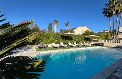 La Colle-sur-Loup Hotel | Oceanfront Retreat: La Bastide with Pool & Hot Tub