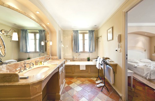 Grasse Hotel | Experience Elegance at La Bastide Saint Antoine Hotel