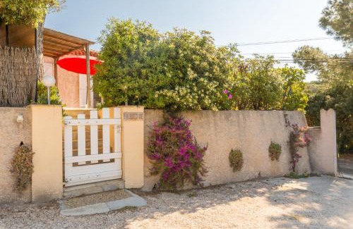 Giens House | Discover La Bastide: Oceanfront Villa Steps from the Sea