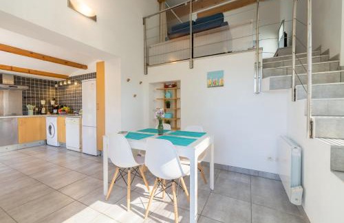 Giens House | Discover La Bastide: Oceanfront Villa Steps from the Sea