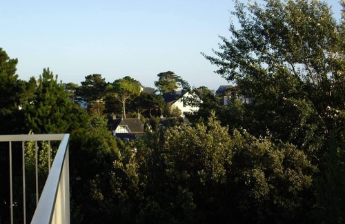 La Baule-Escoublac Apartment | Oceanfront Studio in La Baule-Escoublac - 10/10 Rating