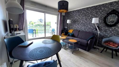 Guerande Apartment | Charming La Baule Studio with Pool & Pet-Friendly Amenities
