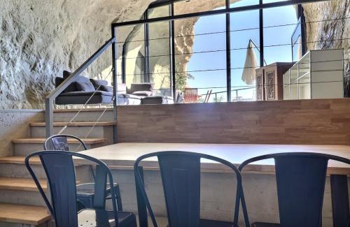 Saint-Chamas Apartment | La Baume du Delà