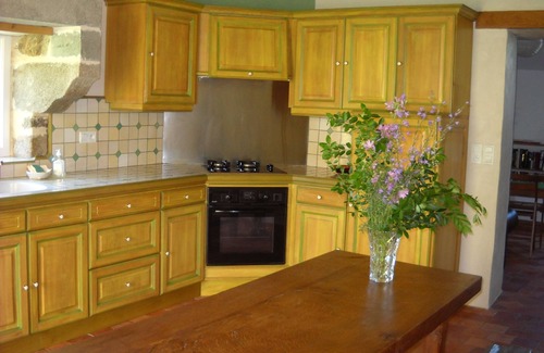 Saint-Germain-de-Coulamer Cottage | La Bellaziere: Cozy Country Cottage with Heated Pool