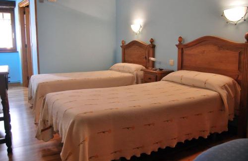 Los Corrales de Buelna House | Discover La Becada de Buelna: Family-Friendly Retreat