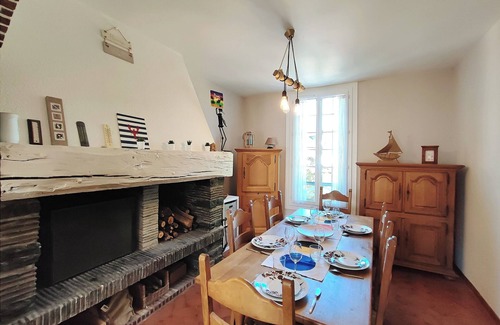 Ouistreham House | Discover La Belle Anglo: Family-Friendly Retreat Near Riva Bella