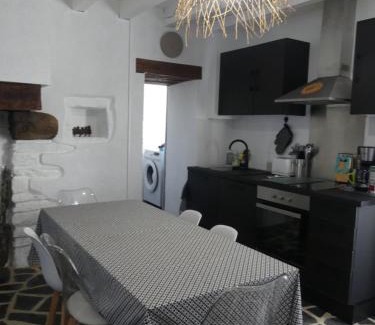 Fresselines House | Unforgettable Stay at La Belle Aventure with Ocean Views