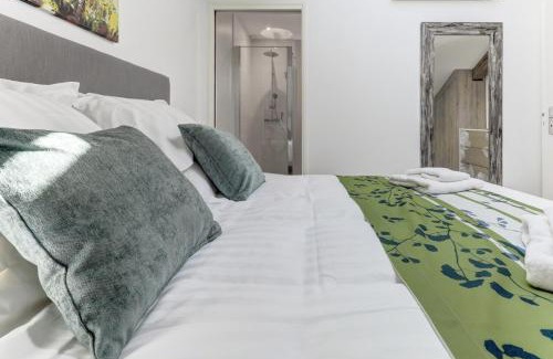 Matougues Apartment | Discover La Belle Cachette: Guest Rated 9.5/10