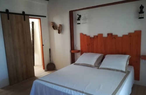 Granges-dAns Bed & Breakfast | Cozy Family Retreat at la Belle Campagne with Pool Access