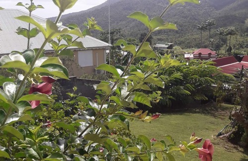 Basse-Terre House | LA BELLE CREOLE