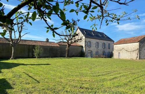 Saint-Mars-la-Reorthe House | Family-Friendly Retreat at La Belle Etape: 10min to Puy du Fou