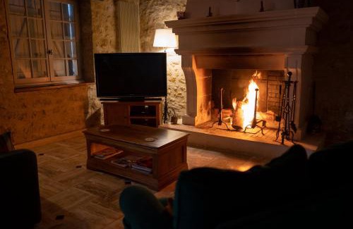 Avon-les-Roches House | Beautiful Oceanfront Retreat at La Belle Etoile - 4 Stars