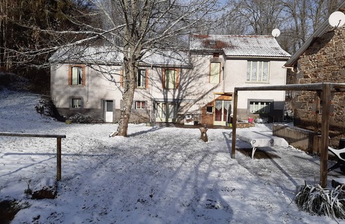Pulverieres House | Indulge at La Belle Parenthèse with Spa & Lake Views