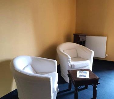 Saulxures Bed & Breakfast | Explore La Belle Vue: Pet-Friendly Retreat with Great Reviews