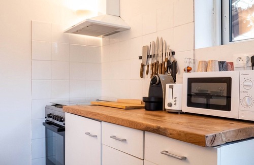 Les 3 Cites Apartment | Cozy Retreat at La berge du Clain in Poitiers
