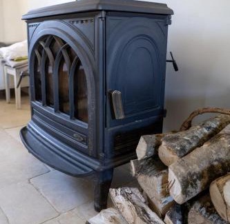 Marnay House | Discover Family-Friendly Comfort at La Bergerie de Genouse