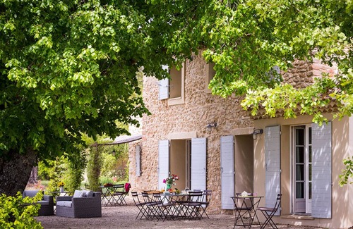 Peypin-d'Aigues Villa | La Bergerie du Ravin