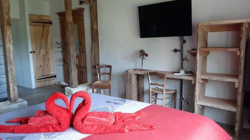 Lucay-le-Male Bed & Breakfast | Relaxing Retreat at La BerryCurienne, Steps from Zoo Beauval