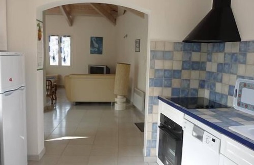 L'Echardiere House | Pet-Friendly La Biroire n°2: Steps from the Oceanfront
