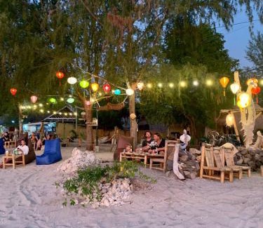 Gili Trawangan Hotel | Discover La Bohème: Oceanfront Haven with Pet-Friendly Perks
