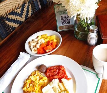 Sahagun Cabin | Discover La Bonita Ecohotel: Pet Friendly & Family Focused