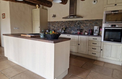 Cassuejouls House | La Borie de Peyrot, Magnifique domaine sur l'Aubrac, Heated swimming pool