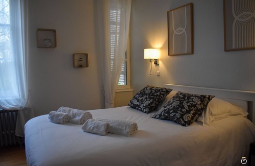 Saint-Benoit-d'Hebertot House | Experience La Bourgeoise Normande: Family-Friendly Comfort