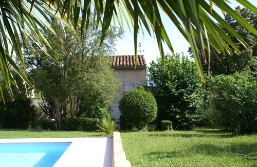 Castres Cottage | Cozy La Bouriette Cottage: Family-Friendly Escape Awaits
