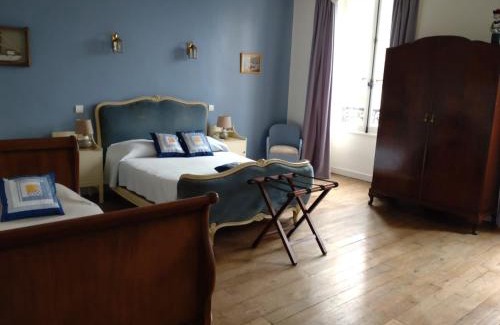 Saulge Bed & Breakfast | Delphine's Brasserie: Pet-Friendly Oceanfront Getaway