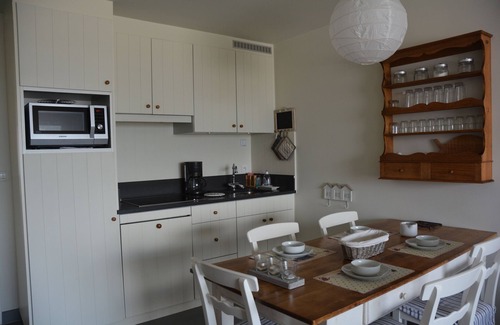 Cayeux-sur-Mer Apartment | Oceanfront Escape: LA BRISE MARINE with 9.8/10 Rating